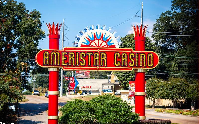 Your Premier Gateway to Online Gaming and Entertainment